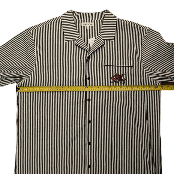 PacSun Cotton Black White Striped Button Front Shirt X-Large NEW - Picture 4 of 4